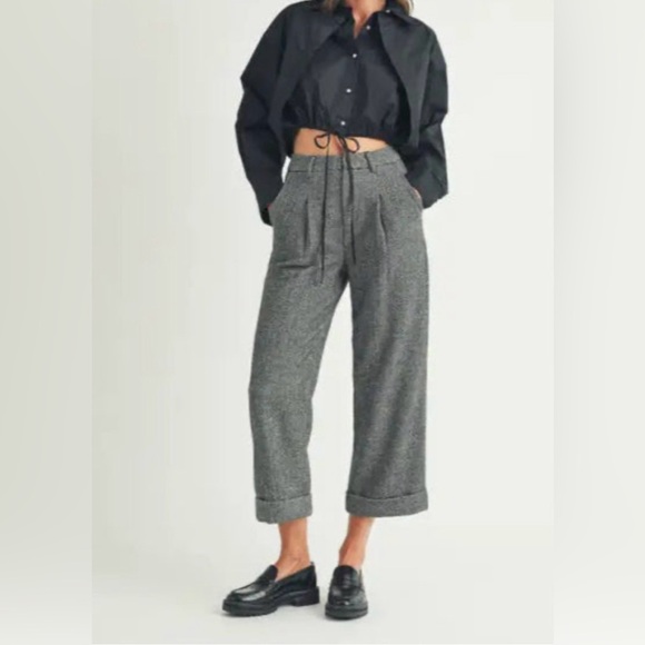 NWT Elle Grey Herringbone Cuffed Trouser - Picture 2 of 9